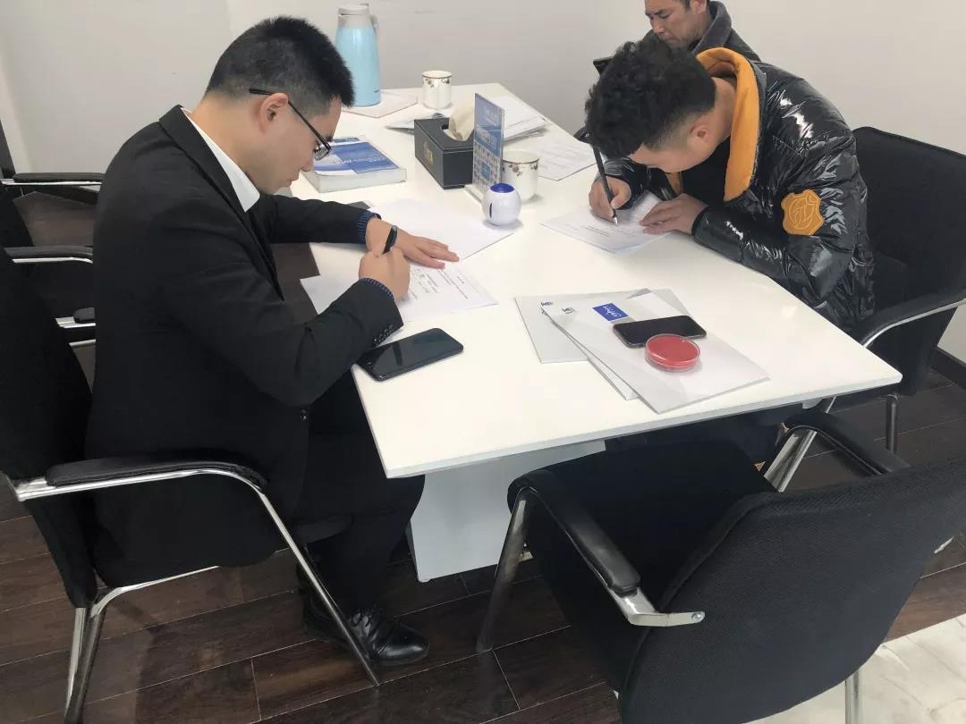 熱烈祝賀徐總簽約創綠家浙江省臺州市區級代理！