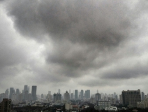 為什么出現(xiàn)霧霾天氣，霧霾治理的措施有哪些
